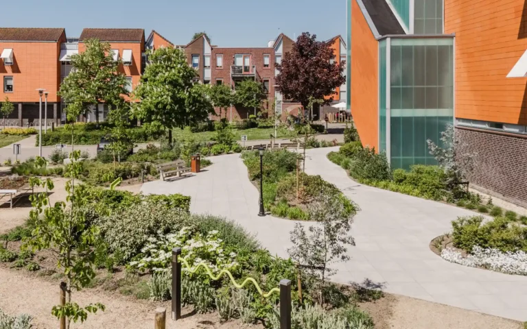 Beleeftuin bij zorginstelling 't Slot